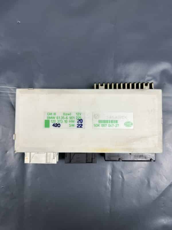 6901225 BMW E39 Body / Comfort Control Module 5DK007047-27