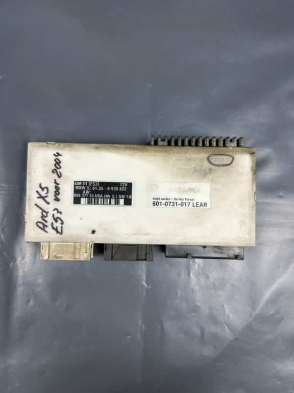 6920822 BMW E53 Body / Comfort Control Module 601-0731-017 LEAR