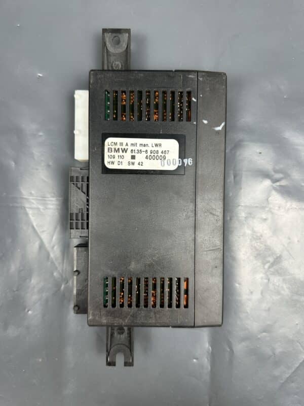 6908467 BMW E38 E39 E53 LCM III Control Module