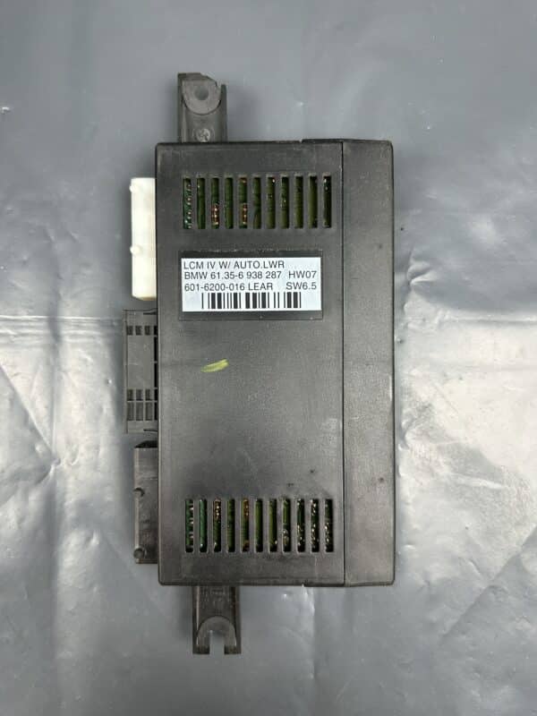 6938287 BMW E38 E39 LCM IV Control Module