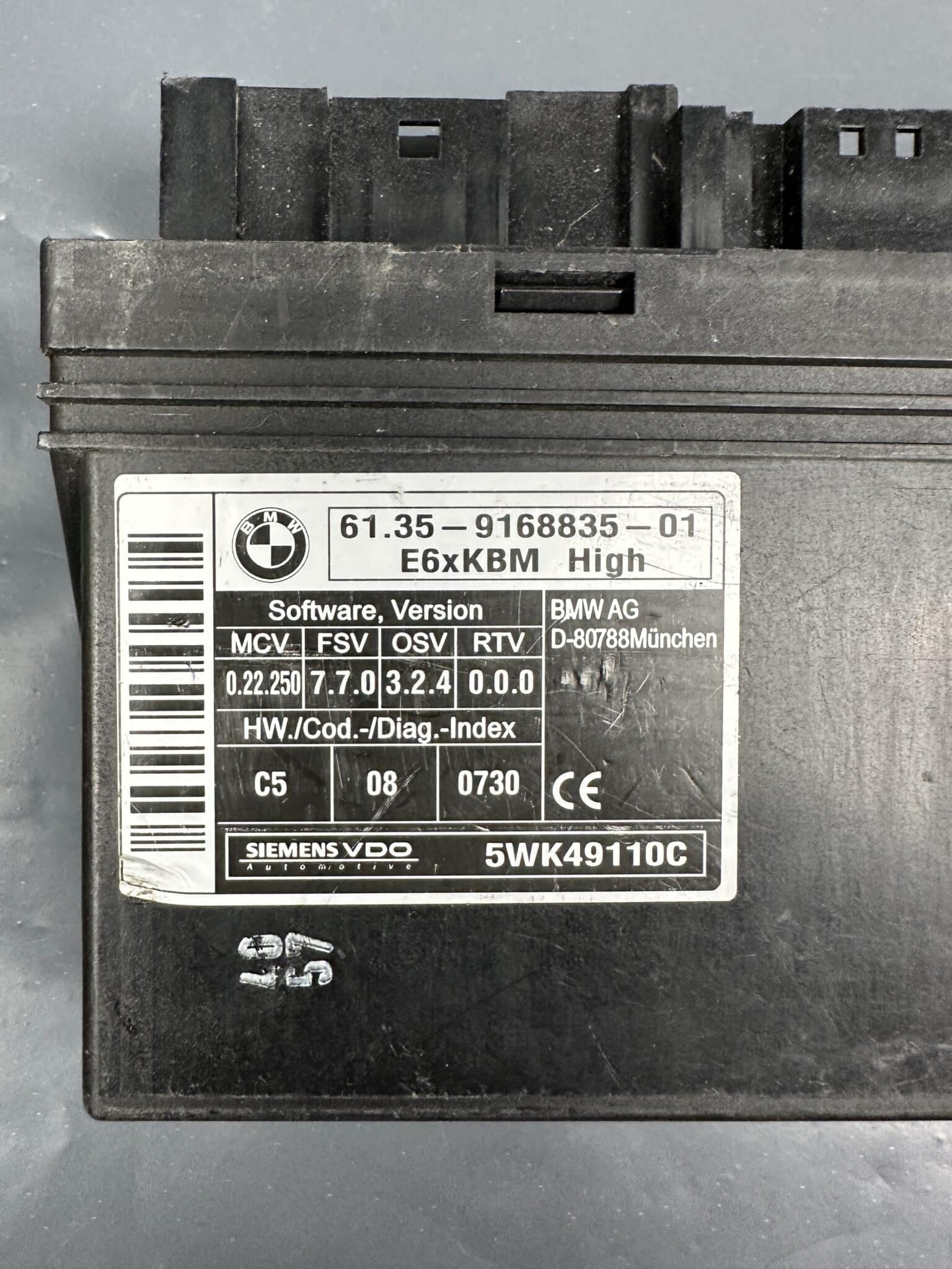 9168835-01 BMW E60 E61 Body Control Module KBM HIGH / Comfort Module