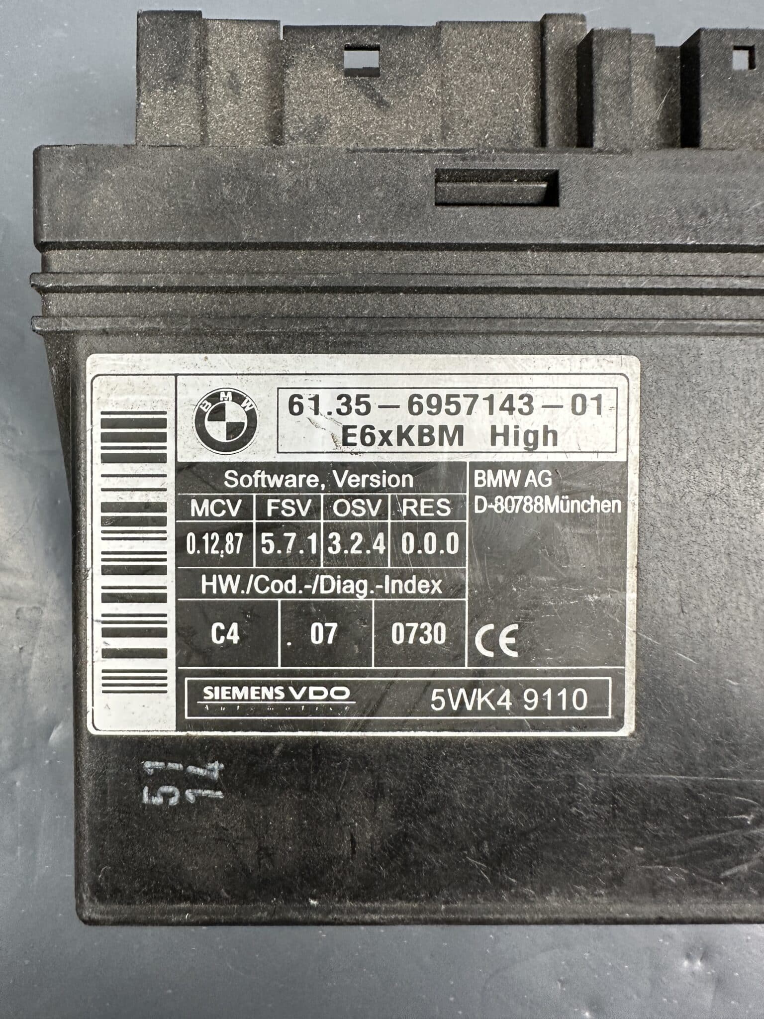 6957143-01 BMW E60 E61 Body Control Module KBM HIGH / Comfort Module