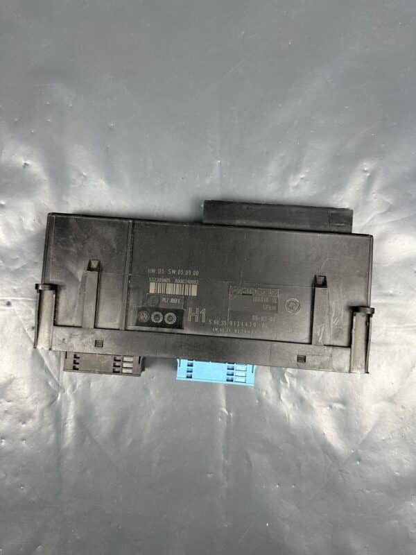9134479-01 BMW E90 E92 H1 PL2 JBE JBBFE Junction Box Module