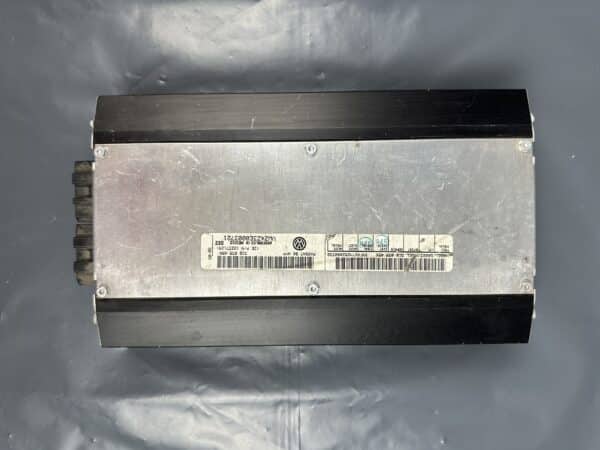 3C0035456 Volkswagen Passat B6 / CC Audio Amplifier