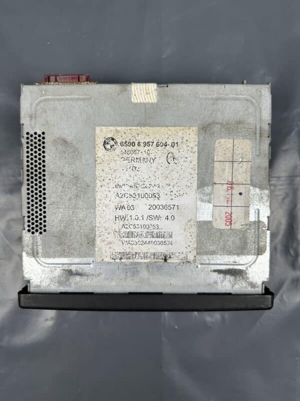 6957604-01 BMW E38 E39 E46 E53 GPS Navigation Module