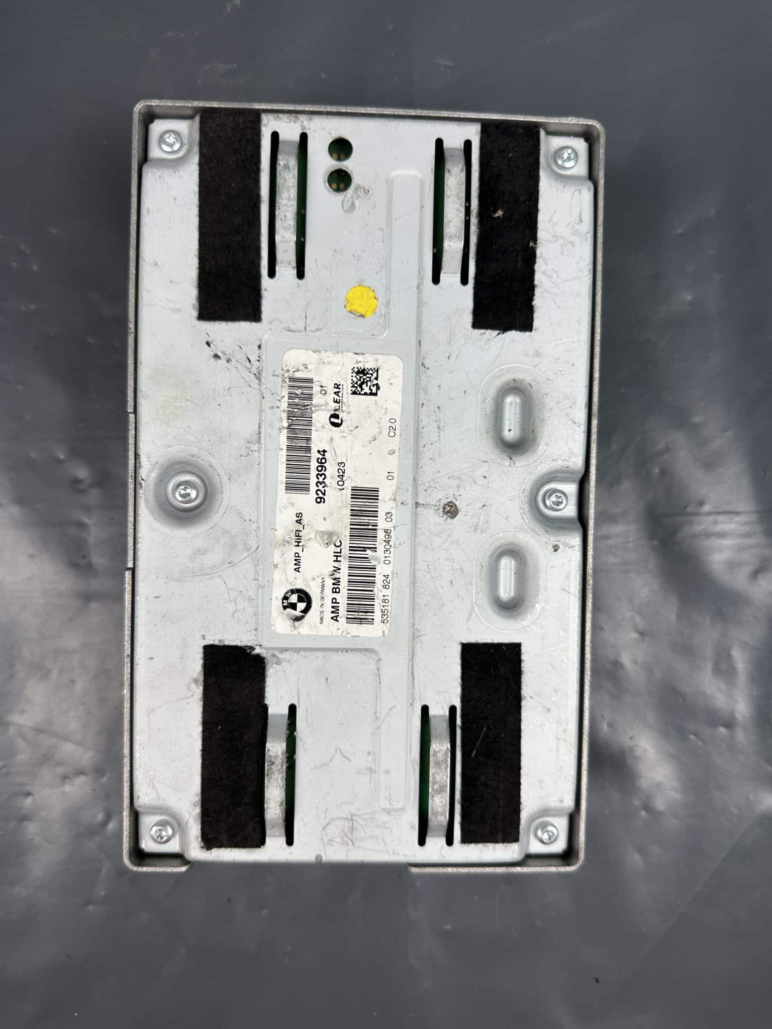 9233964 BMW E90 E92 AMP_HIFI_AS Sound Audio Amplifier