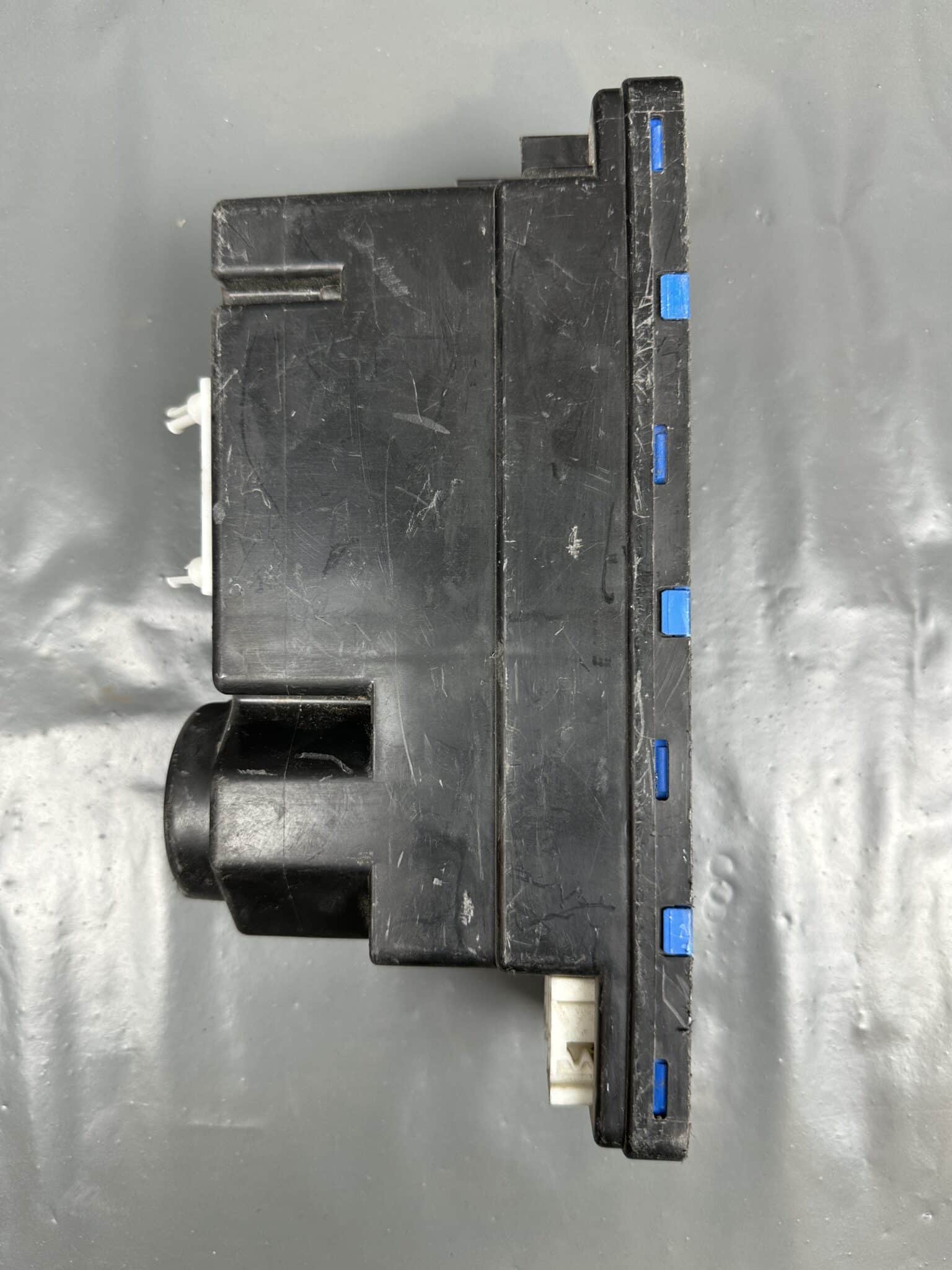 2108000648 Mercedes-Benz W202 W208 W210 Central Lock Pump