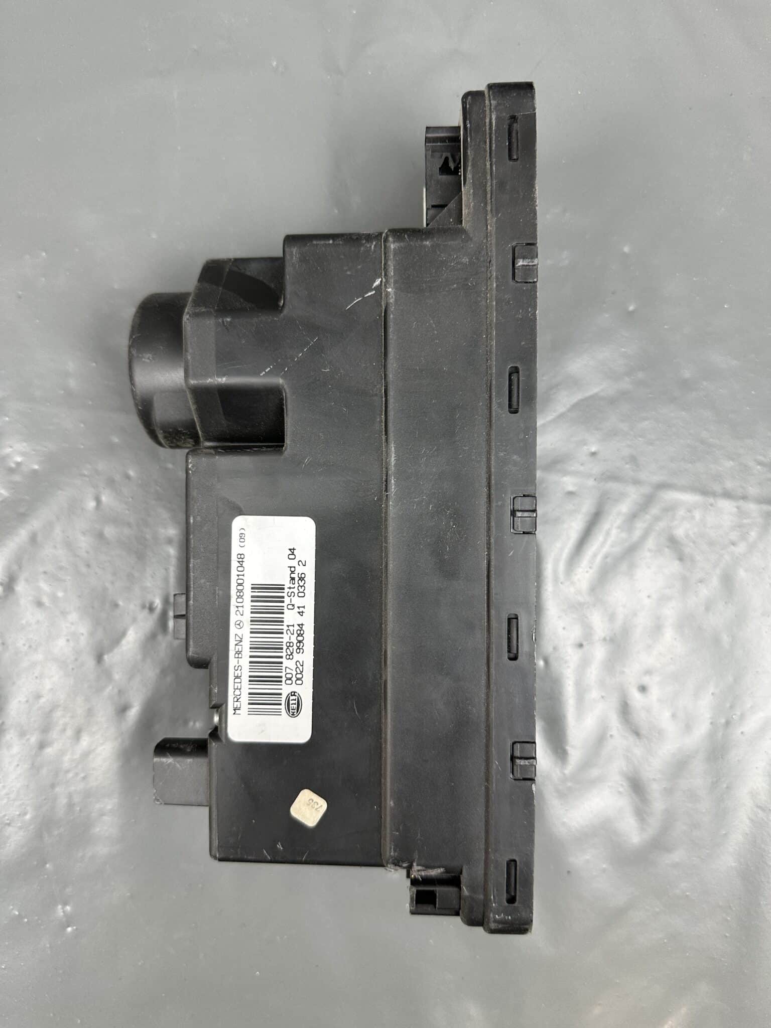 2108001048 Mercedes-Benz W208 W210 Central Lock Pump