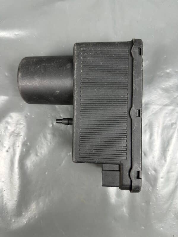 2028001648 Mercedes-Benz W202 Central Lock Pump