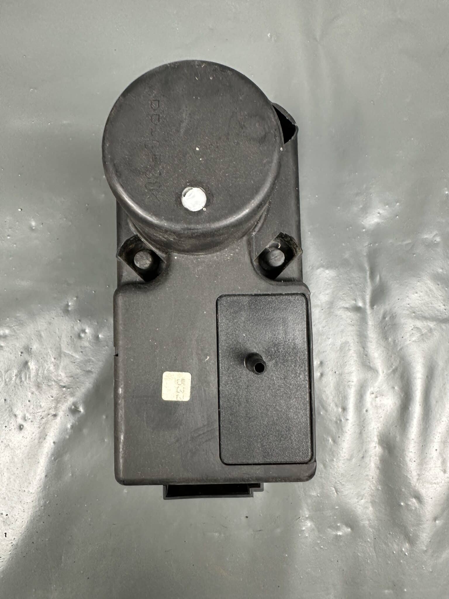 357962257 Volkswagen Golf/Passat Central Lock Pump