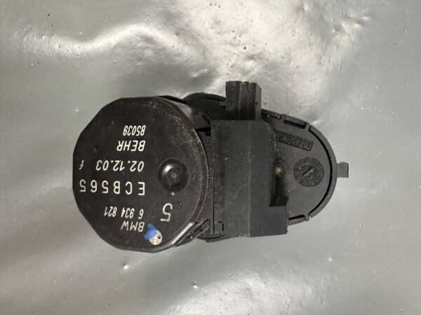 6934821 BMW HVAC Flap Actuator Air Distribution Motor