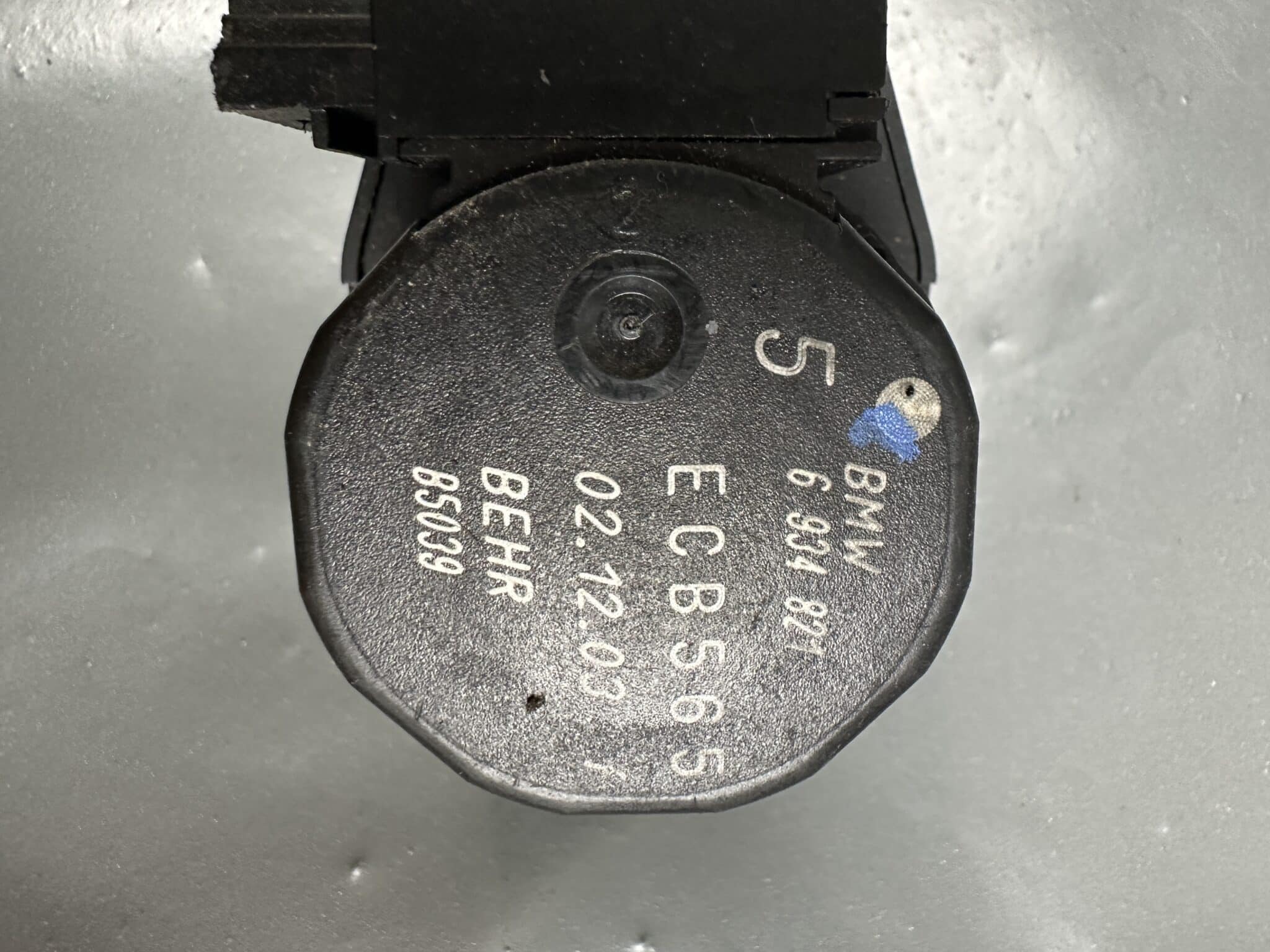 6934821 BMW HVAC Flap Actuator Air Distribution Motor