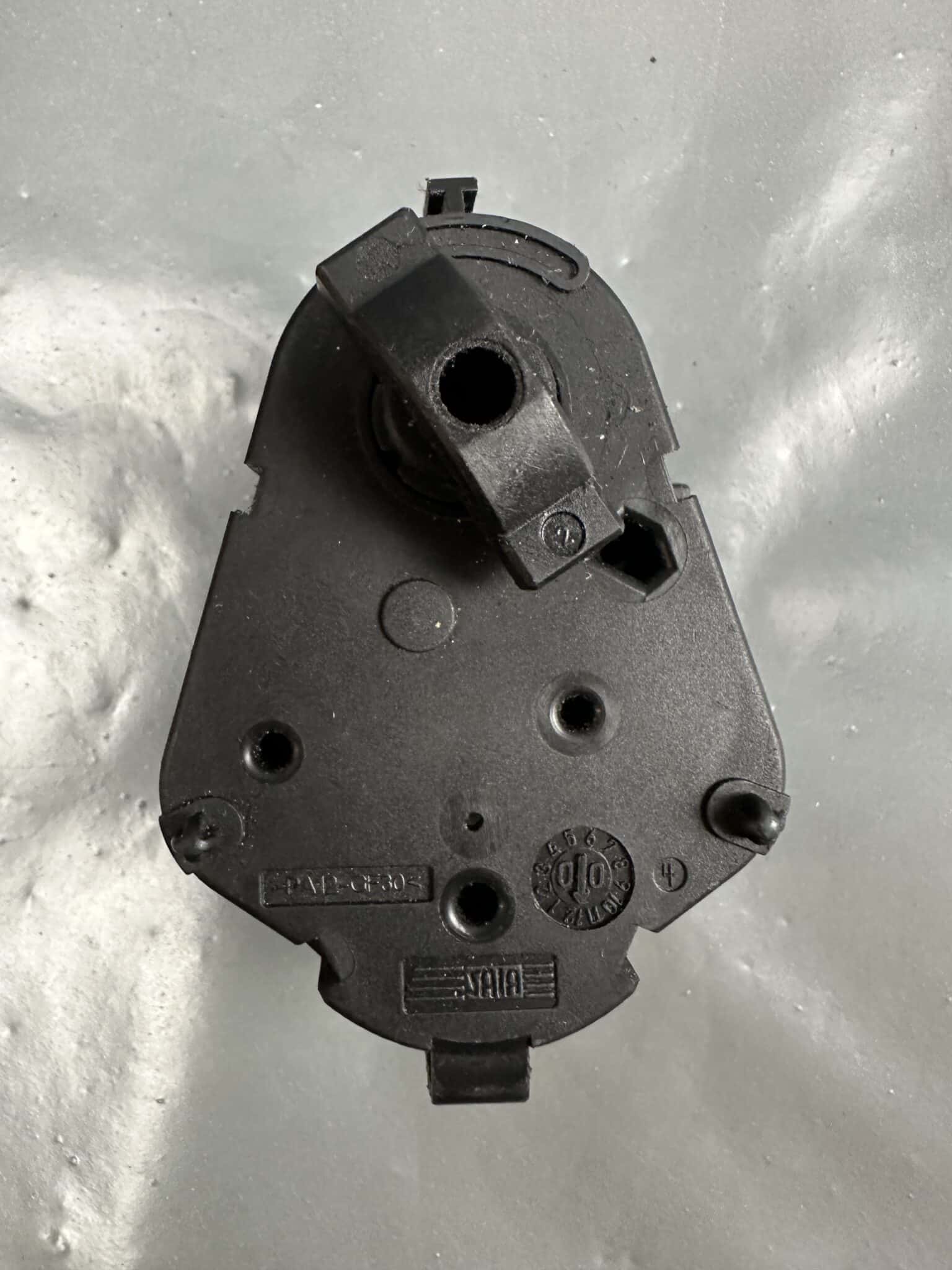 6902696.9 BMW HVAC Flap Actuator Air Distribution Motor