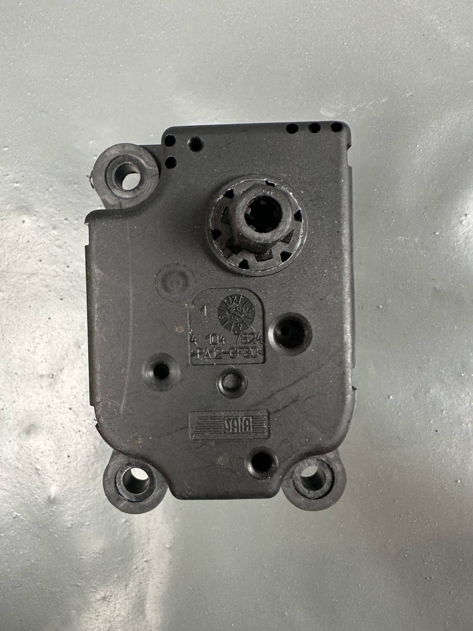 38236M Mercedes-Benz W220 HVAC Flap Actuator Air Distribution Motor