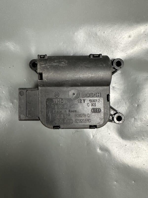 0132801302 / 8E1820511C Audi HVAC Flap Actuator Air Distribution Motor