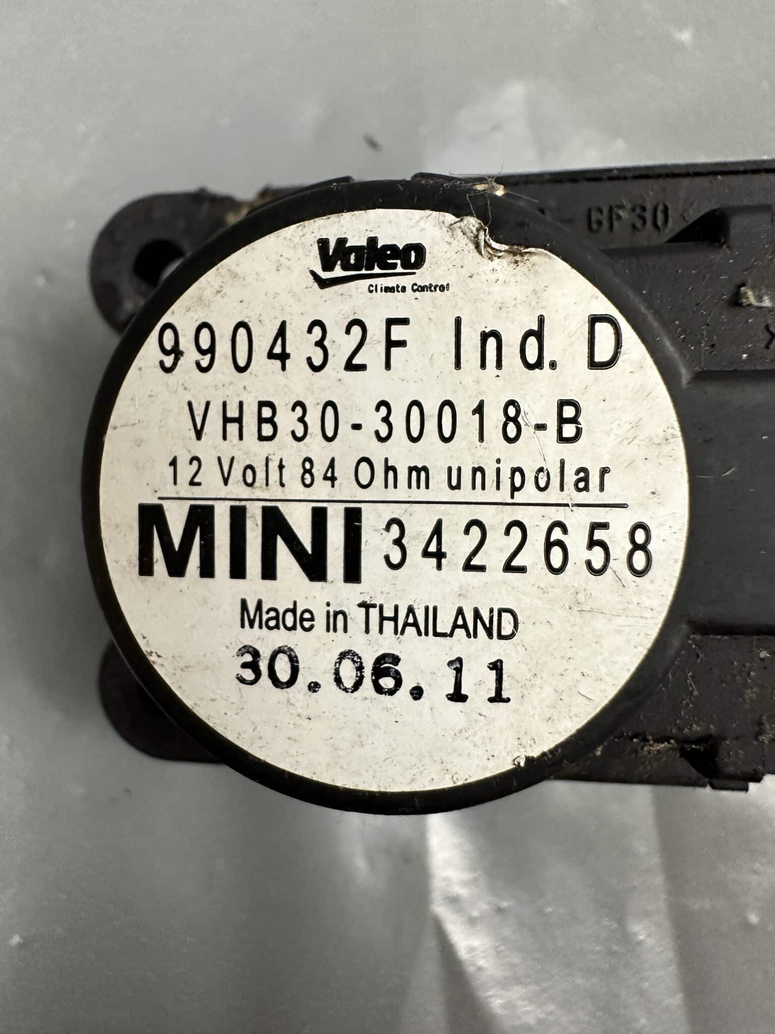 990432F / 3422658 MINI R55 R56 R57 R58 R59 R60 R61 HVAC Flap Actuator Air Distribution Motor