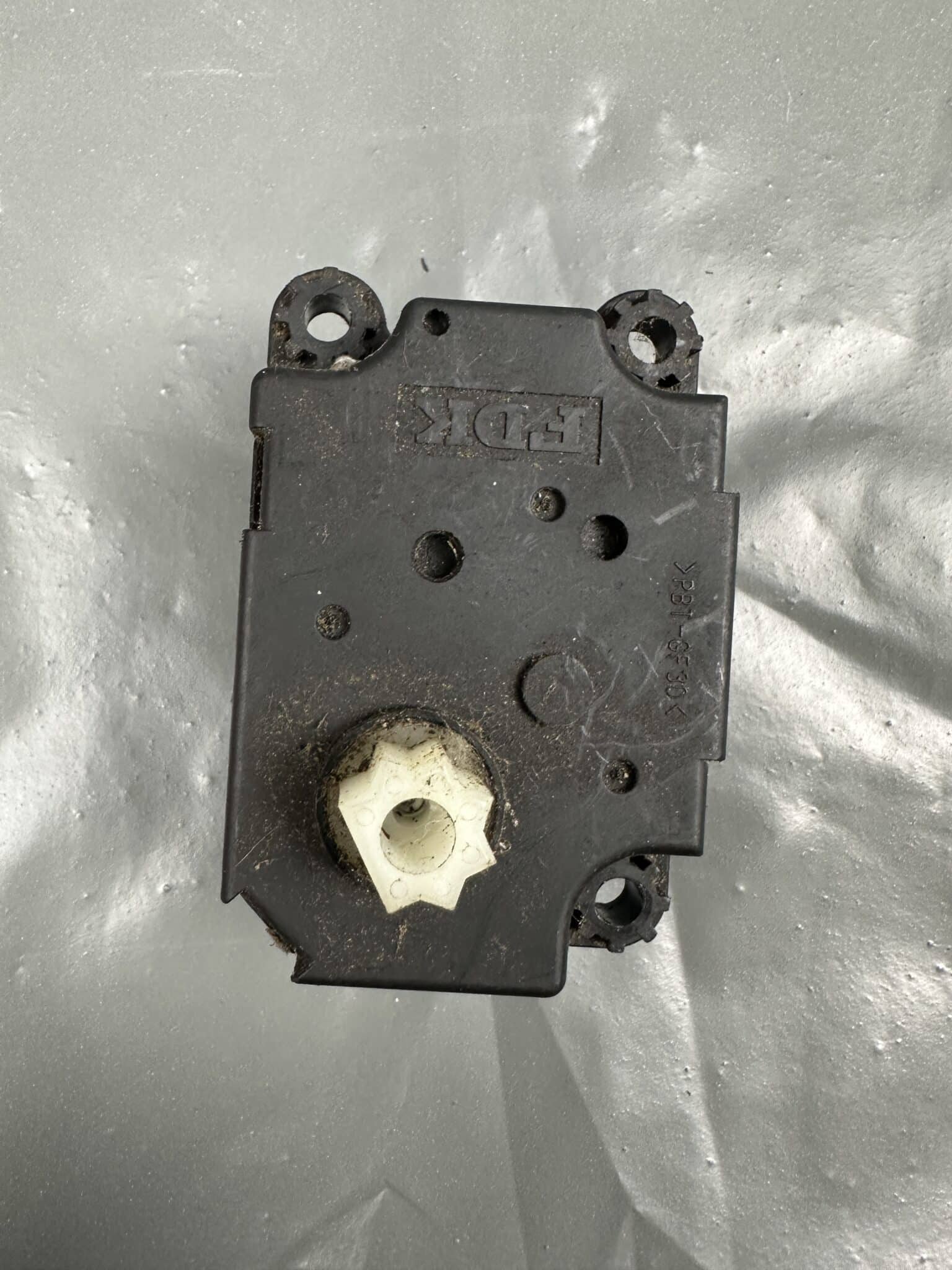 990432F / 3422658 MINI R55 R56 R57 R58 R59 R60 R61 HVAC Flap Actuator Air Distribution Motor