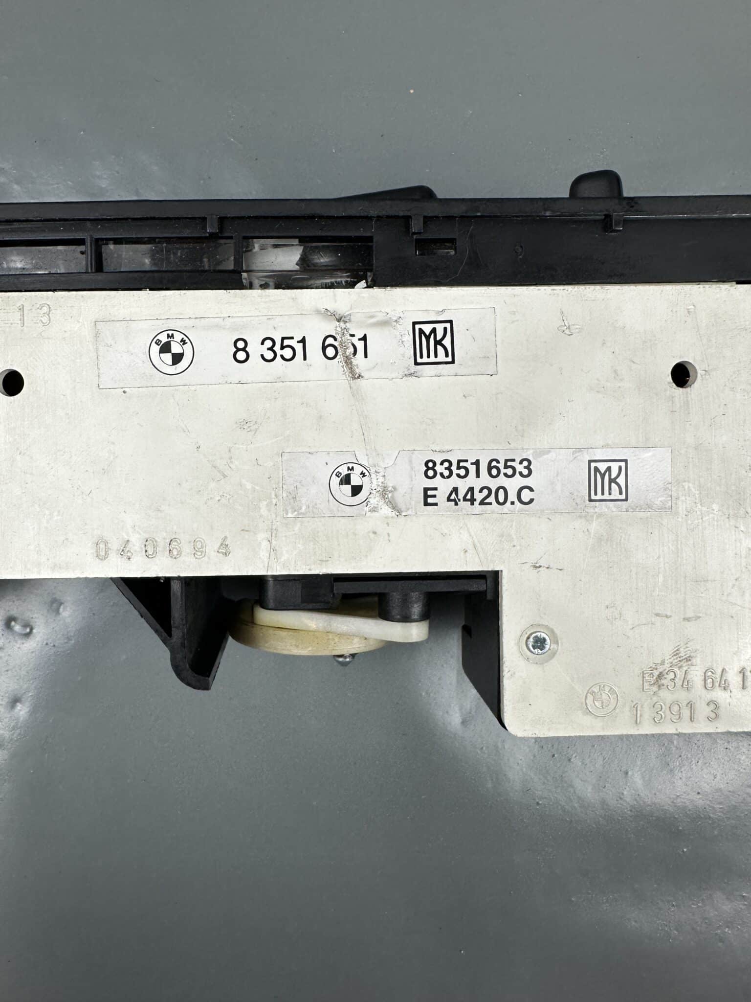 8351651 / 8351653 BMW E34 Climate Control Panel