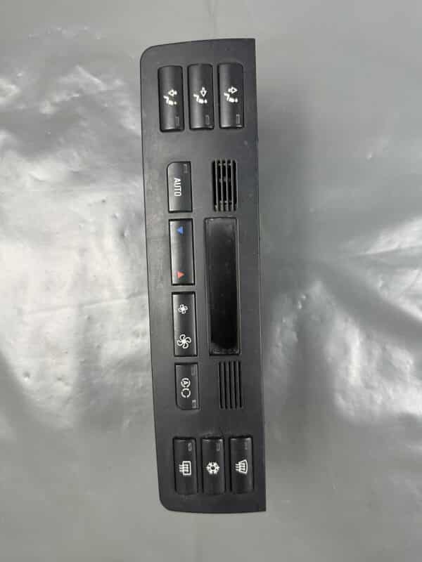 64116931601 / 6931601 BMW E46 E83 Climate Control Panel