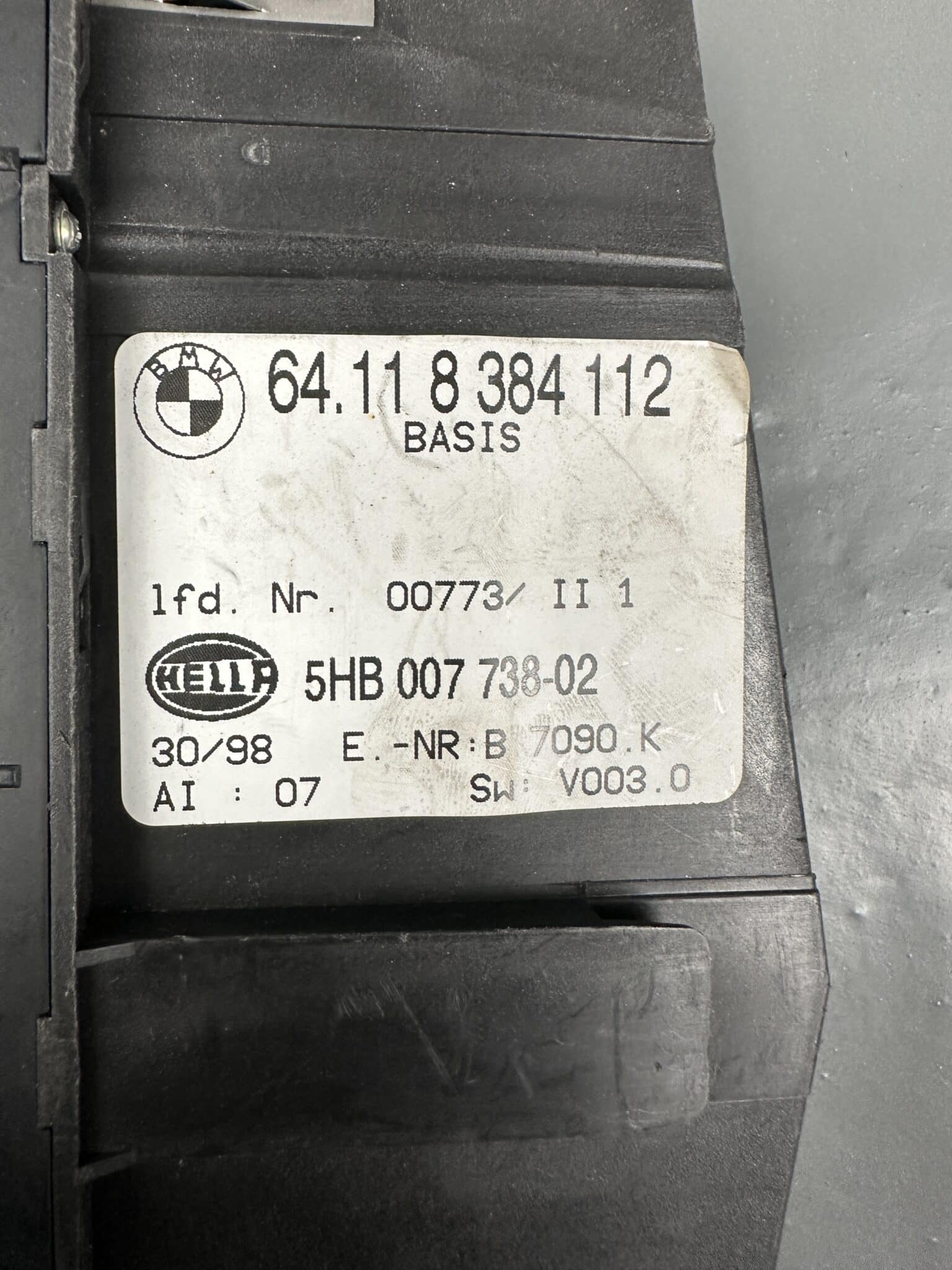 64118384112 / 8384112 BMW E46 Climate Control Panel