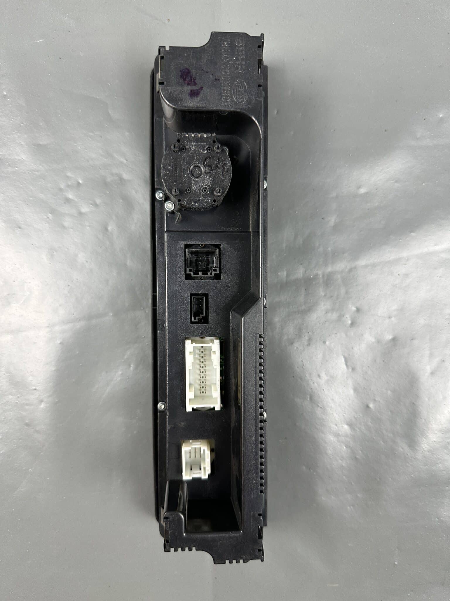 64116941732 / 6941732 BMW E46 Climate Control Panel