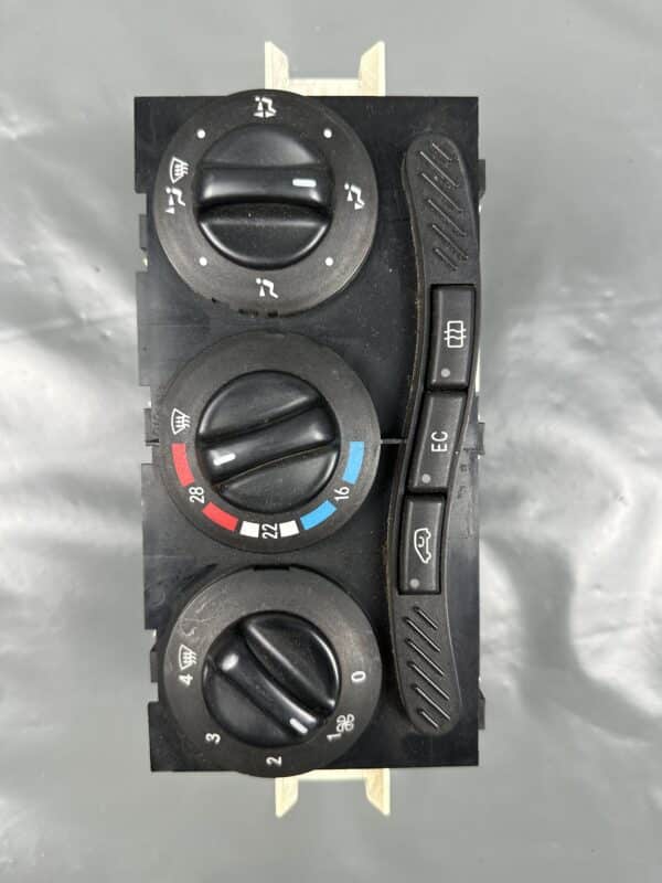 1688300485 Mercedes W168 Climate Control Panel