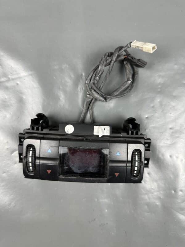 2118300285 Mercedes W211 S211 C219 Rear Climate Control Panel