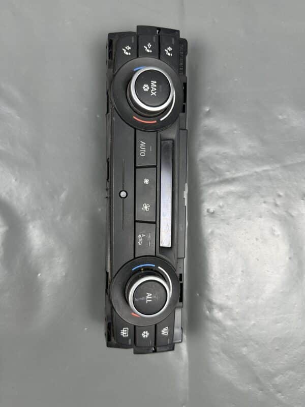 64119250394-01 / 9250394 Continental BMW E81 E82 E87 E88 E90 E91 E92 Climate Control Panel