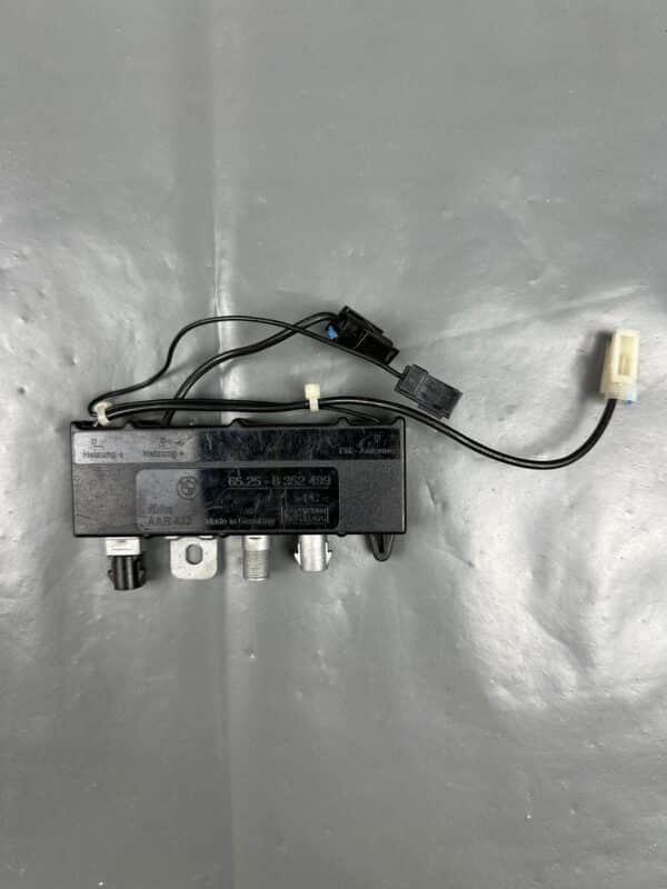 65258352499 8352499 BMW E38 E39 antenna amplifier Fuba AAR 433