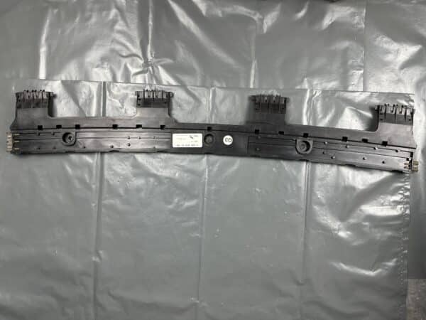 A2208200189 / 2208200189 Mercedes W220 C215 TV Radio Antenna Amplifier Fuba AAT 740