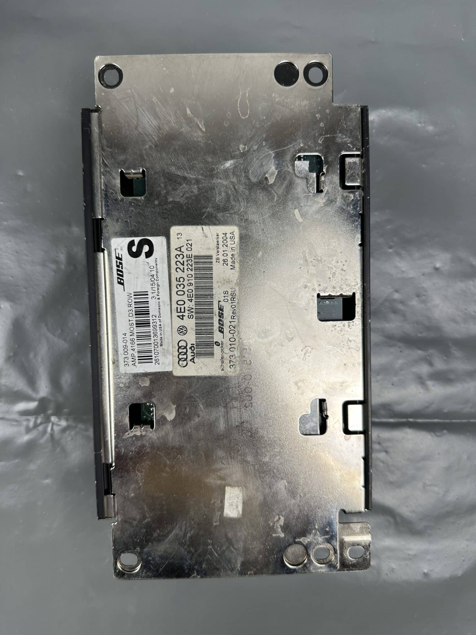 4E0035223A / 4E0910223E Audi A8 D3 4E BOSE DSP MOST Audio Amplifier 373009-014
