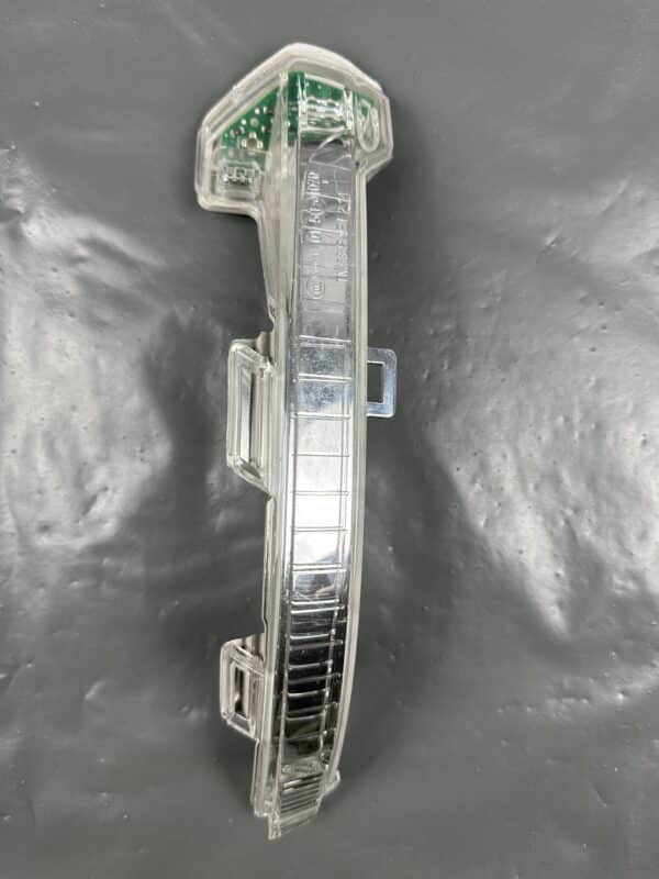 3G0949102 / 949102 VW Passat B8 Arteon Golf VIII Right Mirror LED Indicator Hella 011.797-02