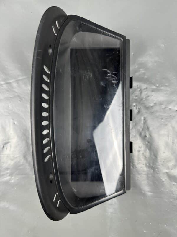 65829151978 / 9151978 BMW E60 E61 E63 E64 E90 E91 E92 E93 8.8" CCC iDrive Display VDO A2C53299839