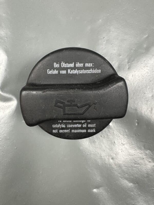 026103485 Volkswagen Golf Jetta Passat Audi 80 A3 A4 Engine Oil Filler Cap