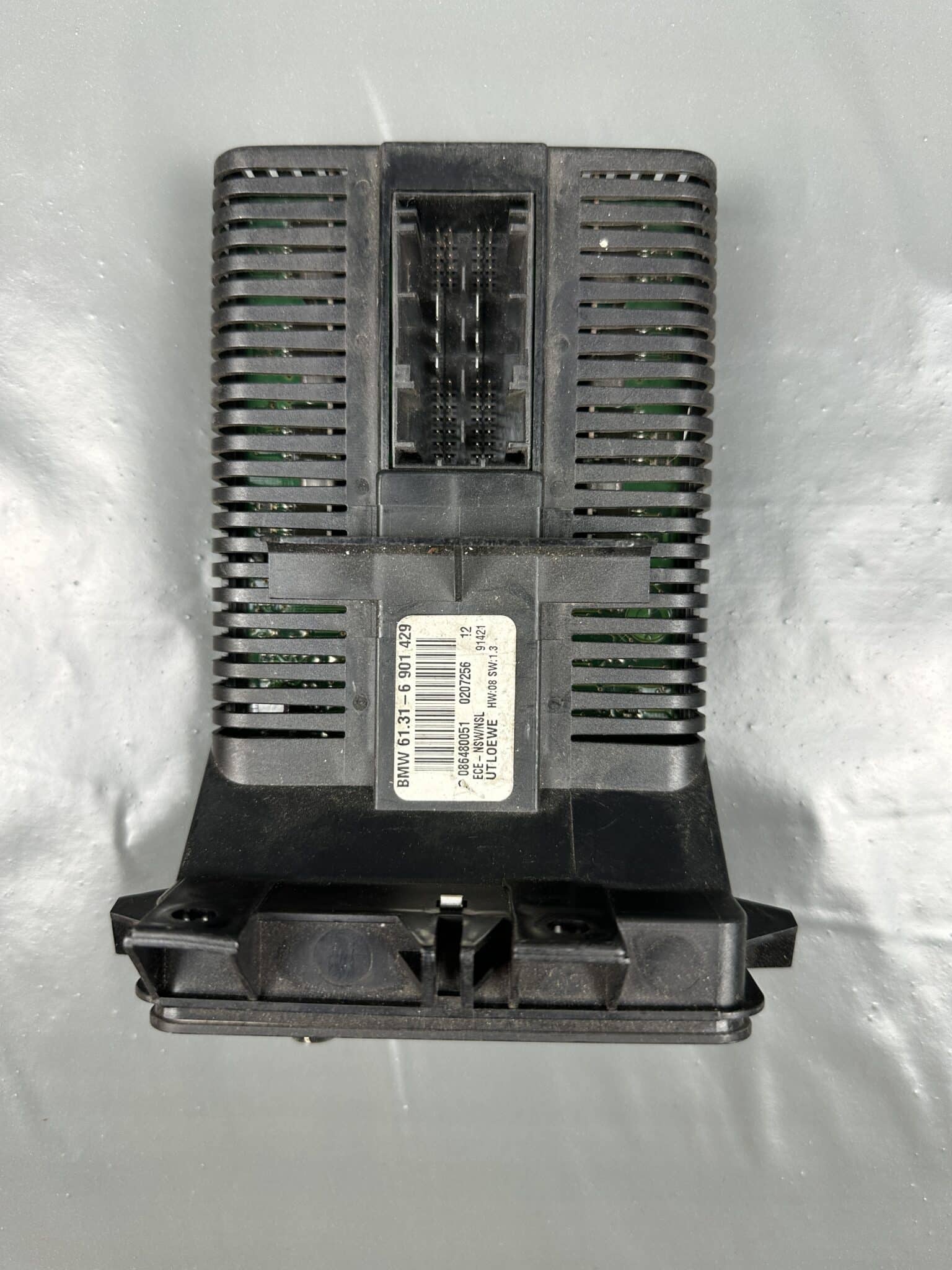 61316901429 / 6901429 BMW E46 UTI LOEWE Headlight Fog Light Switch Control Panel
