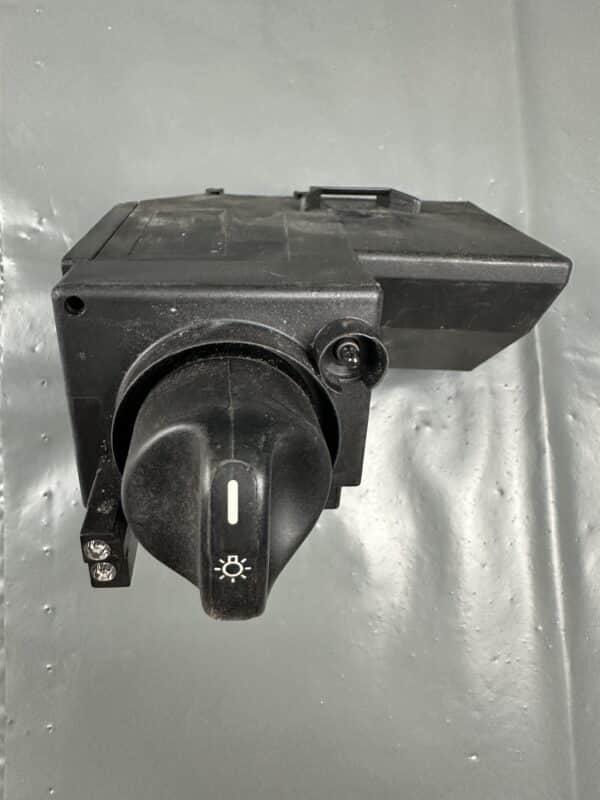 2105450104 Mercedes W210 E-Class Headlight Light Rotary Switch Assembly