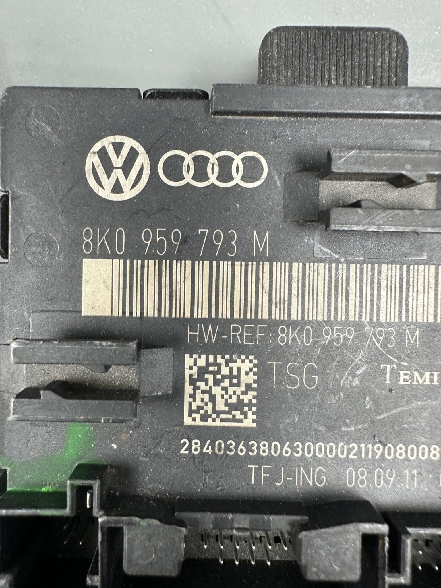 8K0959793M Audi A4 B8 A5 8T Q5 8R блок управления передней левой двери — оригинал, б/у, проверено