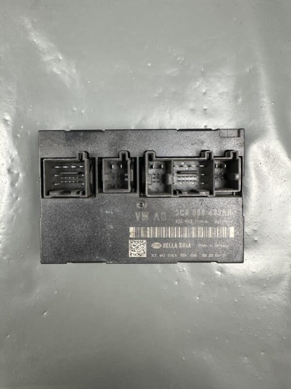 3C0959433AR / 5DK009064-21 VW Passat B6 B7 CC Comfort Control Module BCM Hella – OEM Used & Tested