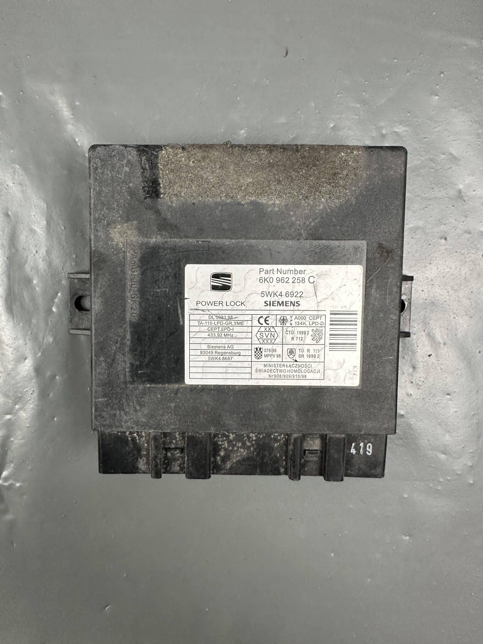 6K0962258C / 5WK46922 Seat Ibiza Cordoba 6K Siemens Central Locking Module – OEM Used & Tested