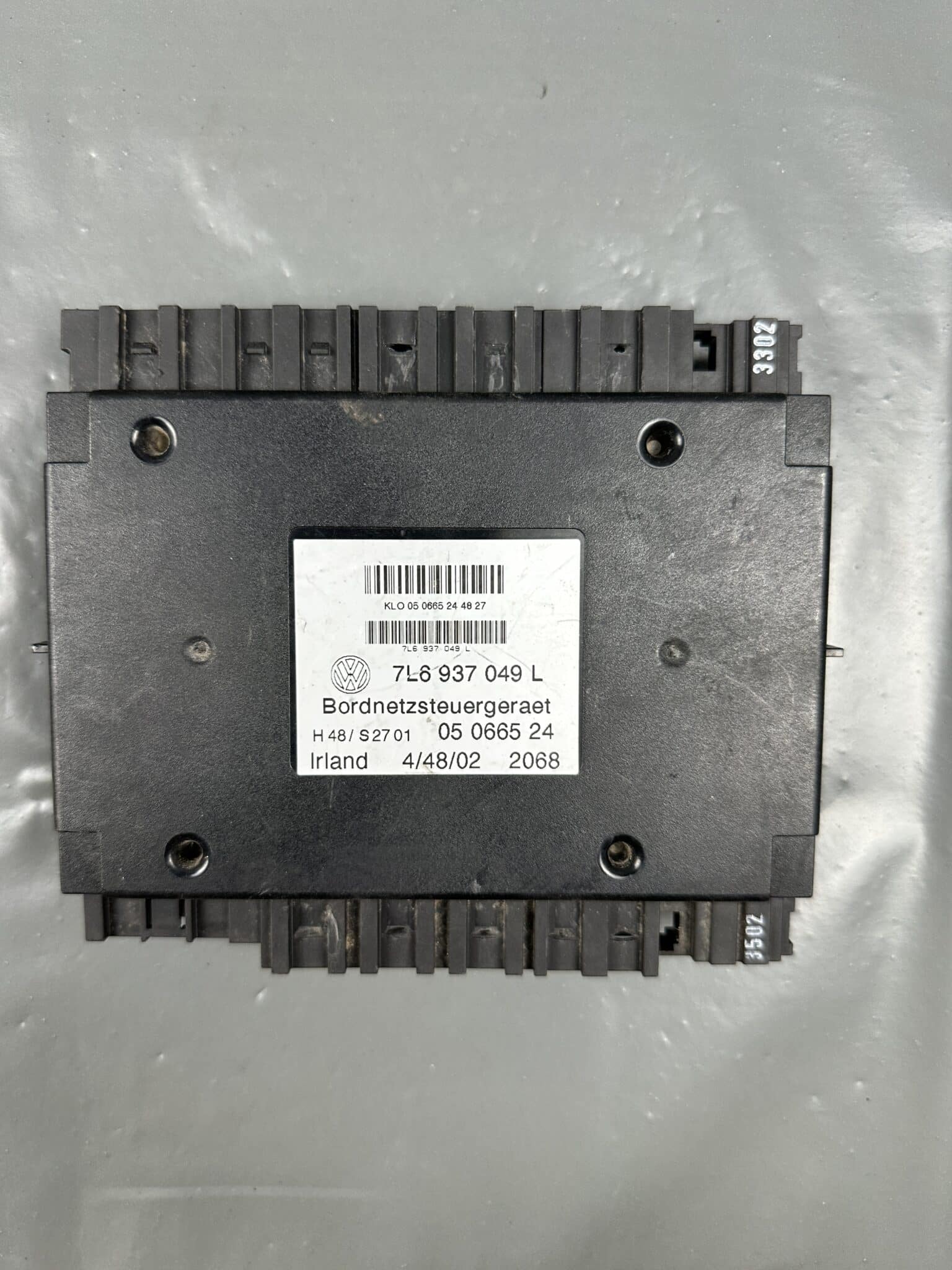 7L6937049L / 05066524 VW Touareg 7L Body Control Module BCM Bordnetz – OEM Used & Tested