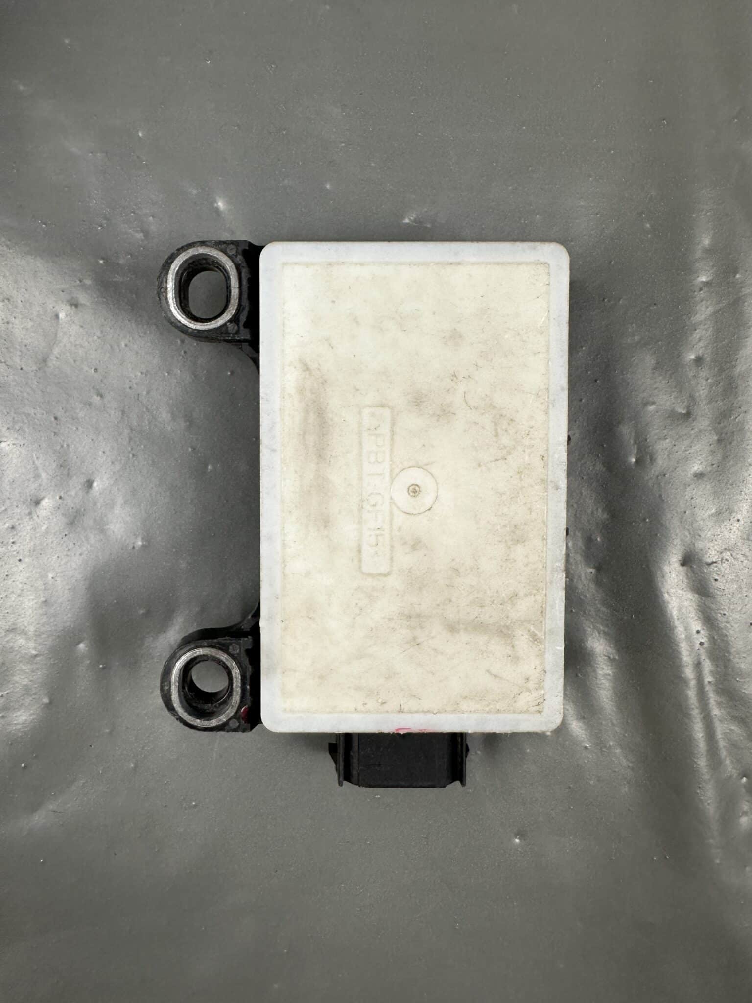 34526797326 / 6797326 MINI R55 R56 R57 R58 R59 R60 R61 TRW DSC Yaw Rate Sensor – OEM Used & Tested