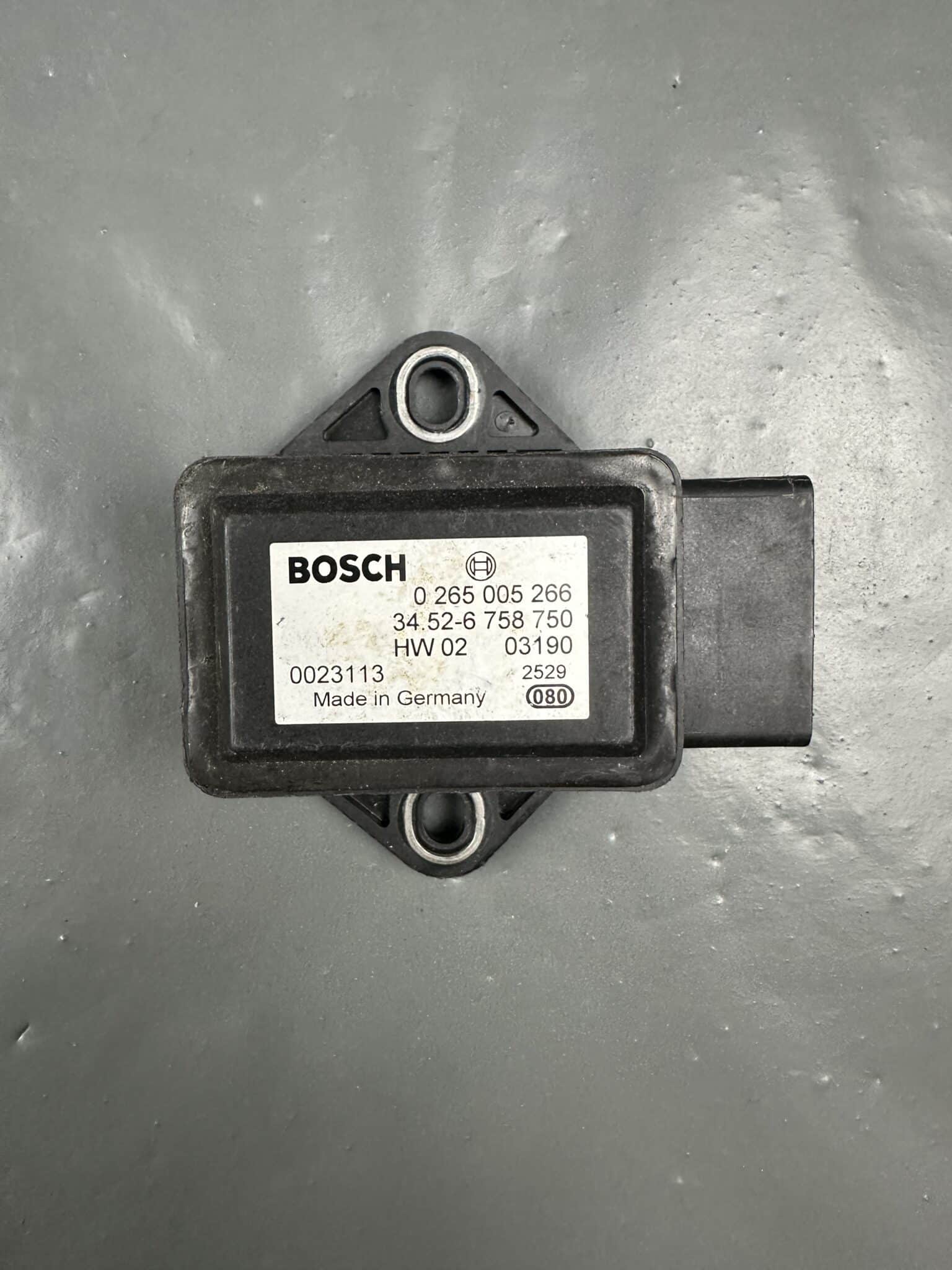 34526758750 / 0265005266 BMW 5 E60 E61 6 E63 E64 Bosch DSC Yaw Rate Sensor – OEM Used & Tested