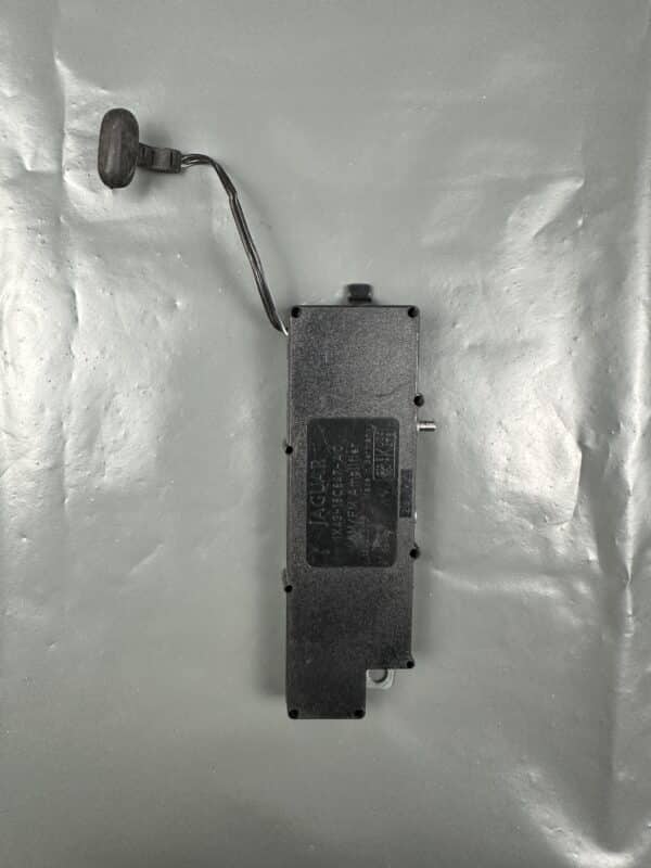 1X43-18C847-AC / C2S18581 Jaguar X-Type X400 Ενισχυτής Κεραίας AM/FM – Μεταχ. & Ελεγμένο