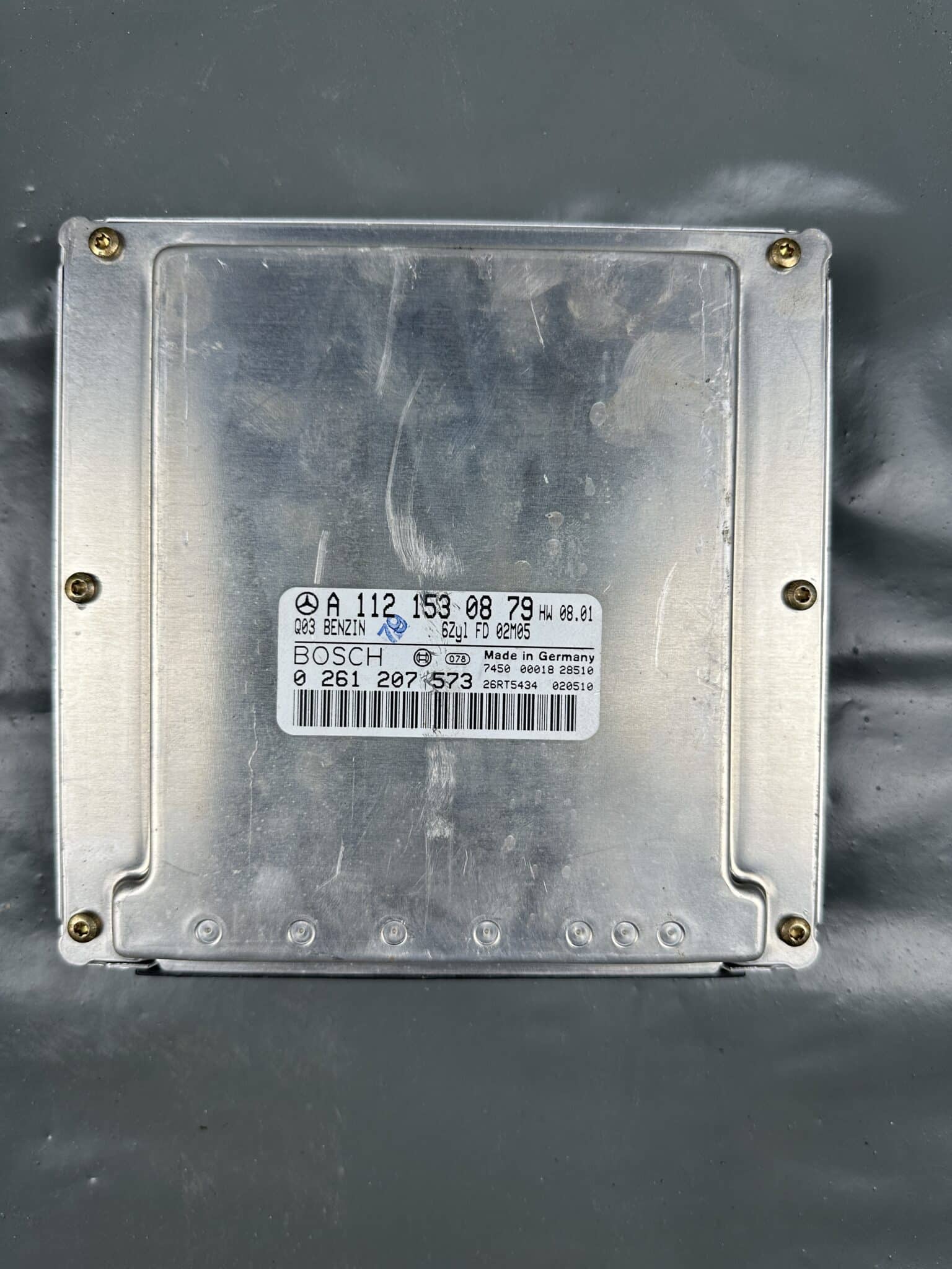 A1121530879 / 0261207573 Mercedes M112 V6 ME2.8 Unidad de Control del Motor – Original Usado y Probado