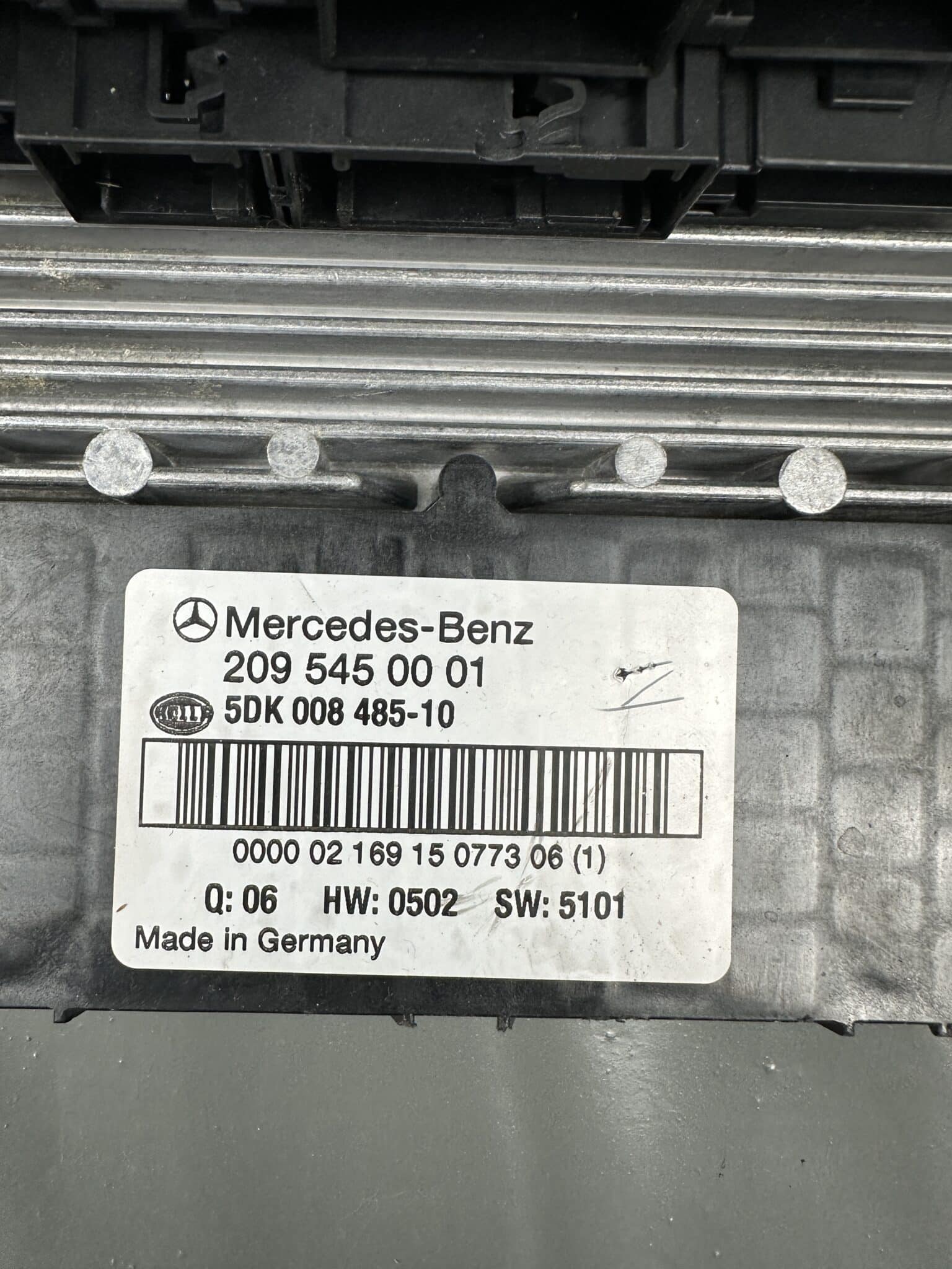 A2095450001 Mercedes W209 CLK Rear SAM Control Module – OEM Used & Tested