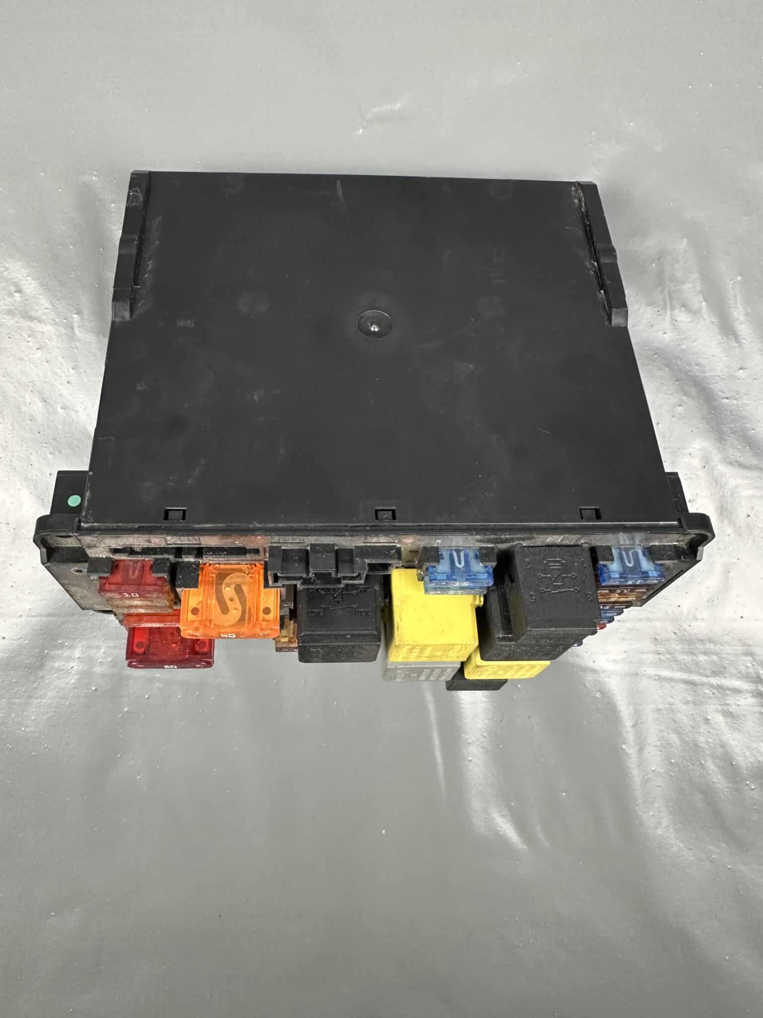 A2095450001 Mercedes W209 CLK Rear SAM Control Module – OEM Used & Tested