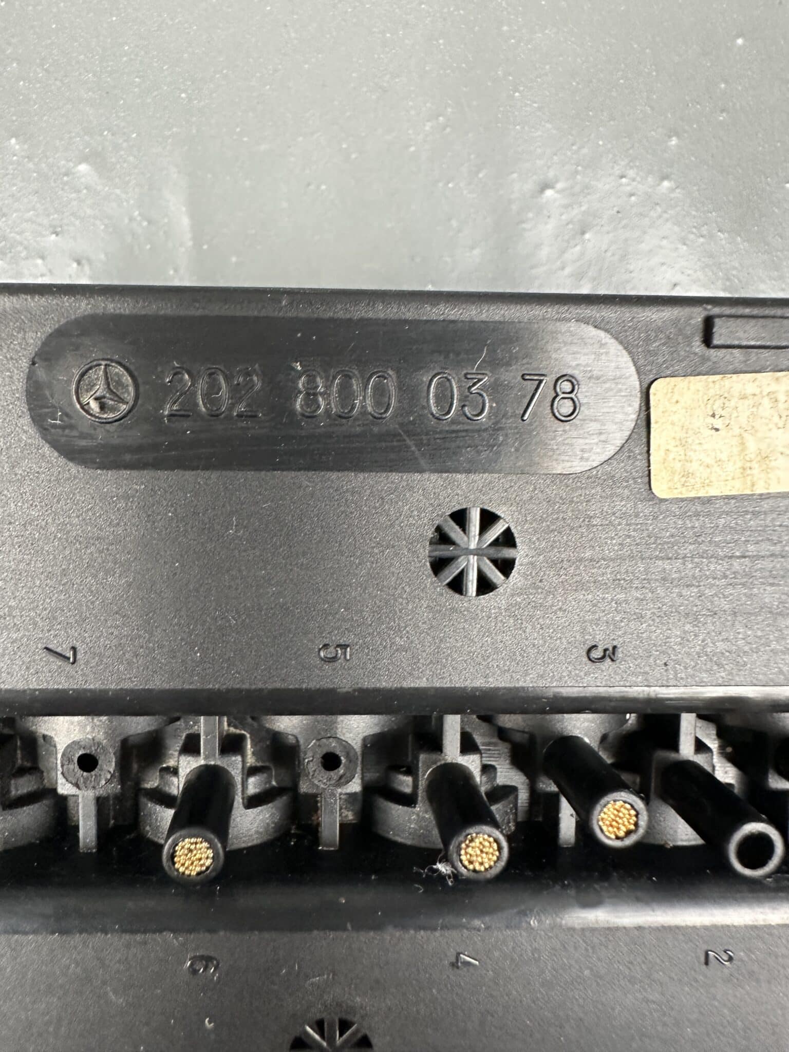 A2028000378 Mercedes W202 Central Locking Vacuum Pump – OEM Used & Tested