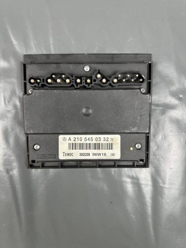 A2105450332 Mercedes W210 W208 Seat Control Module OEM Used & Tested