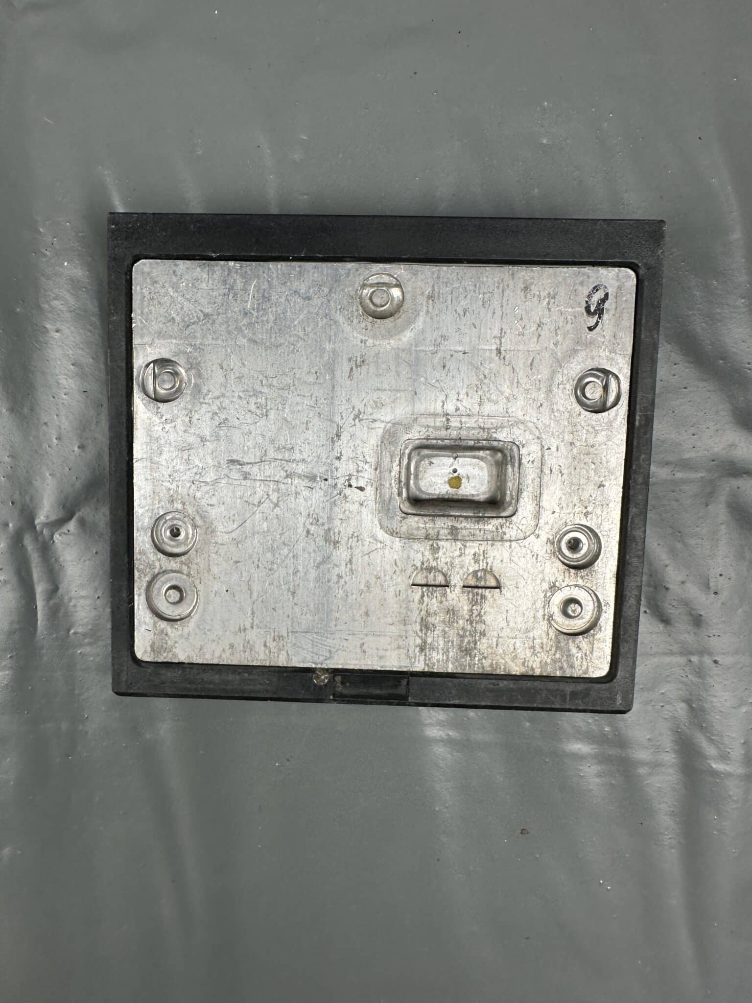 A2105450332 Mercedes W210 W208 Seat Control Module OEM Used & Tested