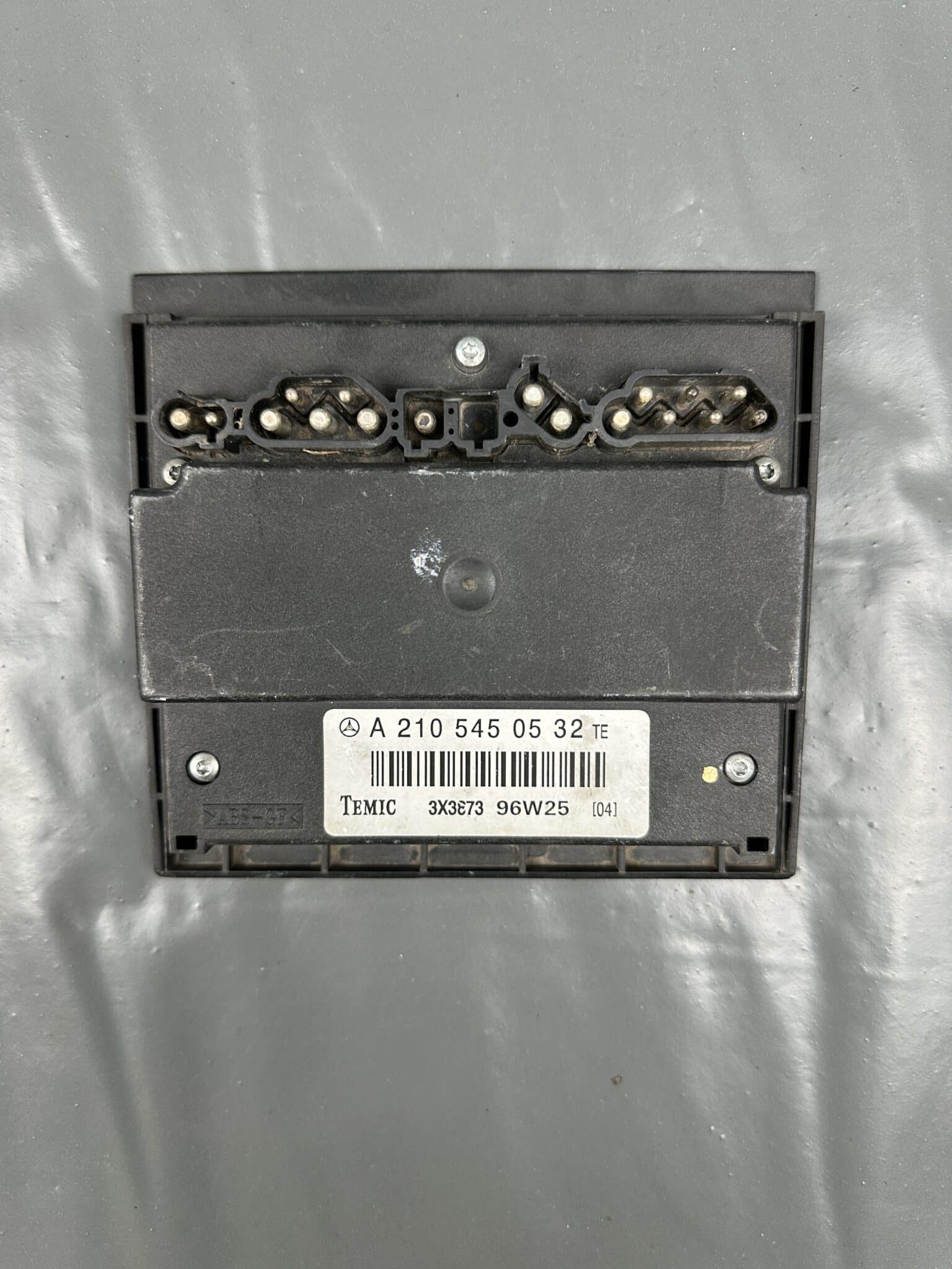 A2105450532 Mercedes W210 W208 Seat Control Module OEM Used & Tested